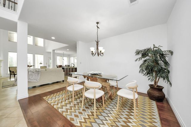 2910 Silhouette Bay, Pearland, TX 77584