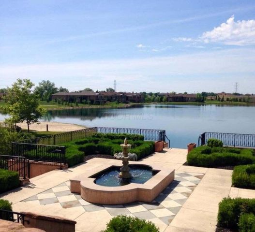 8886 Winemack Lane, Dublin, OH 43016