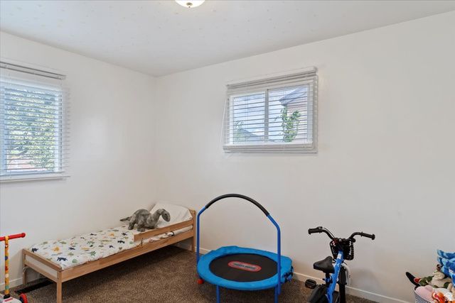 548 W 5150 S, Washington Terrace, UT 84405