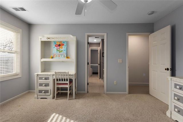 7822 N Mattox Avenue, Kansas City, MO 64151