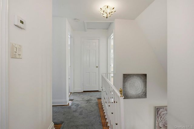 6 Beverly Parkway, Freeport, NY 11520