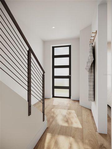 373 13TH ST N, St Petersburg, FL 33705