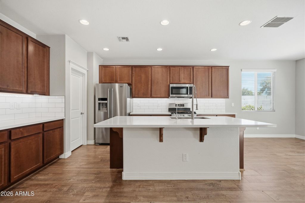 8515 S 41ST Glen, Laveen, AZ 85339 — photo 5