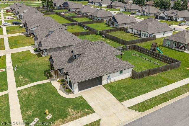 2502 Thistle Street, Van Buren, AR 72956