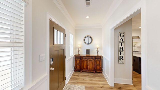 662 Charleston Mills Drive, Midland City, AL 36350