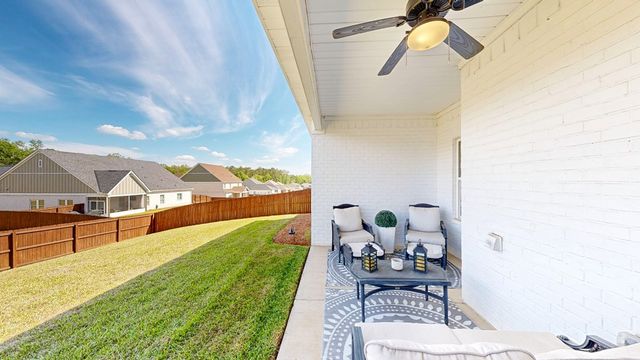 662 Charleston Mills Drive, Midland City, AL 36350