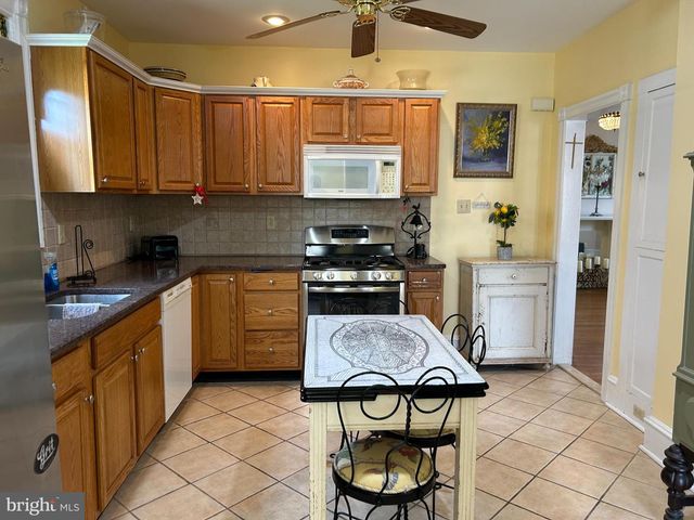 103 W FEDERAL ST, Burlington, NJ 08016