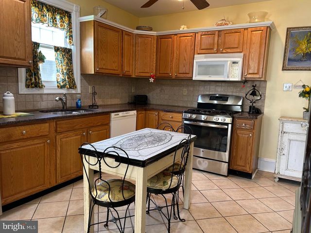 103 W FEDERAL ST, Burlington, NJ 08016