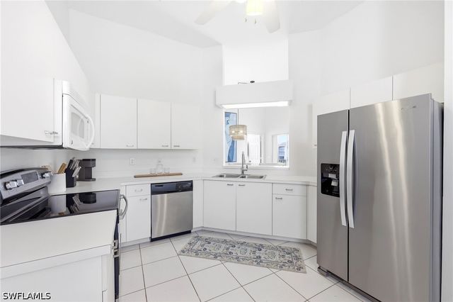 2841 Citrus Lake DR K201, Naples, FL 34109