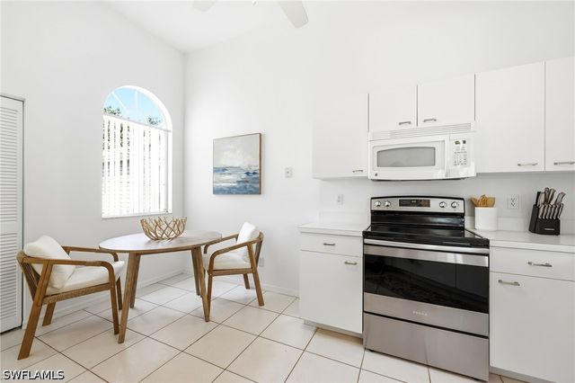 2841 Citrus Lake DR K201, Naples, FL 34109