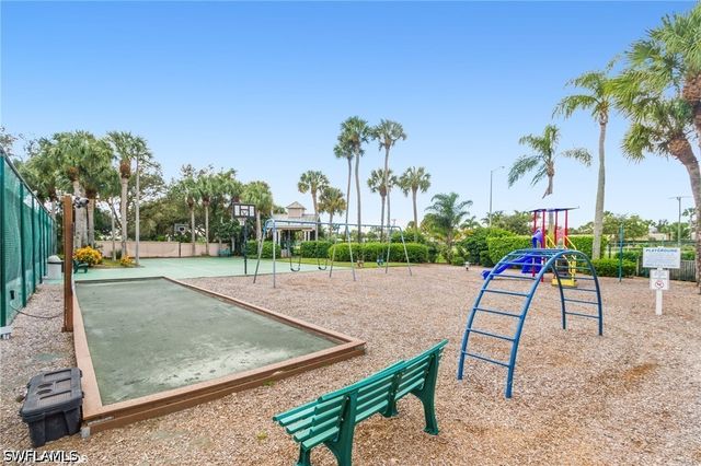 2841 Citrus Lake DR K201, Naples, FL 34109