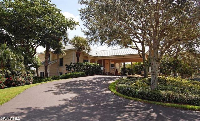 2841 Citrus Lake DR K201, Naples, FL 34109