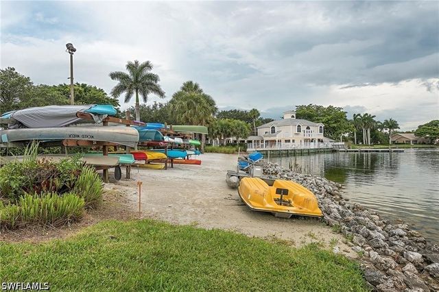 2841 Citrus Lake DR K201, Naples, FL 34109