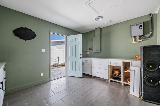 3920 WAHOO DRIVE SE, St Petersburg, FL 33705
