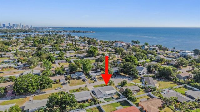 3920 WAHOO DRIVE SE, St Petersburg, FL 33705