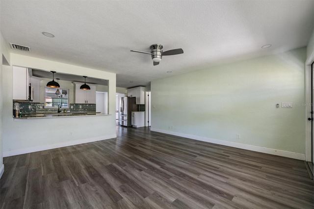 3920 WAHOO DRIVE SE, St Petersburg, FL 33705
