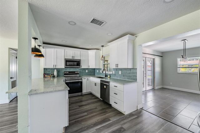 3920 WAHOO DRIVE SE, St Petersburg, FL 33705