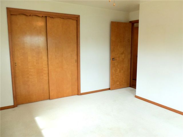 640 Longvue Drive, Chartiers, PA 15342