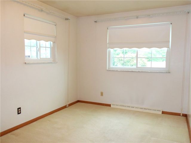 640 Longvue Drive, Chartiers, PA 15342