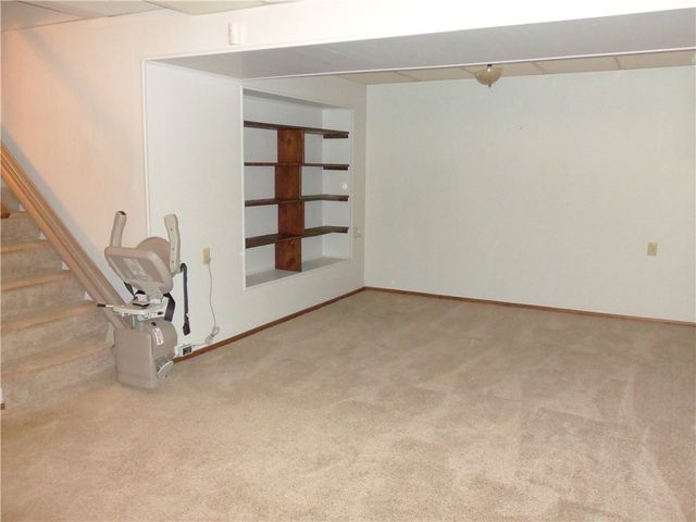 640 Longvue Drive, Chartiers, PA 15342