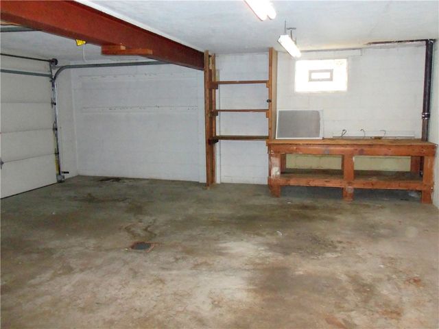 640 Longvue Drive, Chartiers, PA 15342