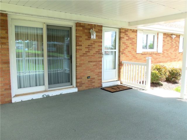 640 Longvue Drive, Chartiers, PA 15342