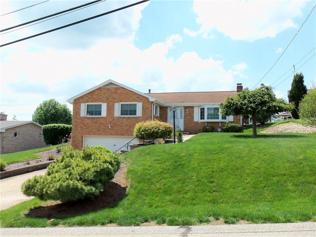 640 Longvue Drive, Chartiers, PA 15342