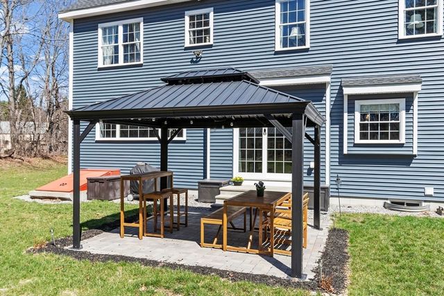 11 Wilson Road, Berlin, MA 01503