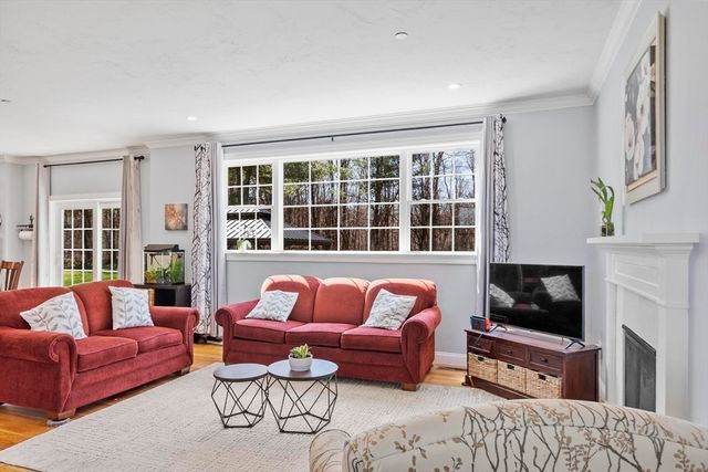 11 Wilson Road, Berlin, MA 01503