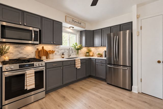 15207 Waterman Drive, South Holland, IL 60473