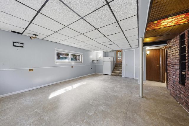 15207 Waterman Drive, South Holland, IL 60473