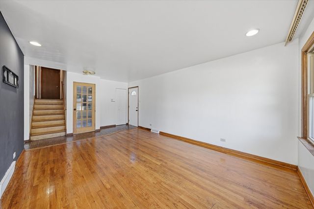 15207 Waterman Drive, South Holland, IL 60473