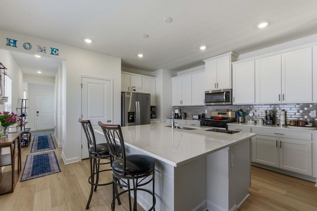 1113 Lauryn Oak Loop, Longs, SC 29568