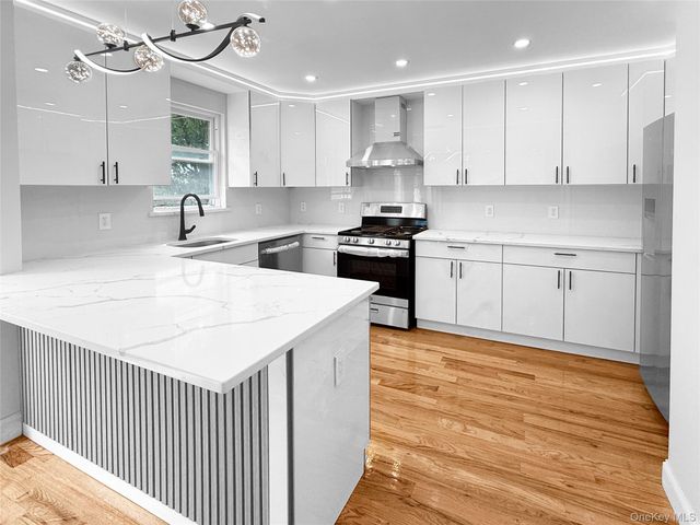 14320 182nd Place, Springfield Gardens, NY 11413