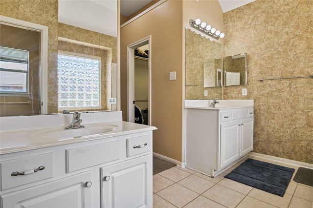 5710 Shady Hollow Court, Rosharon, TX 77583