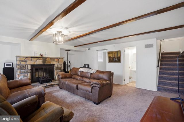 748 HILL RD, Philadelphia, PA 19128