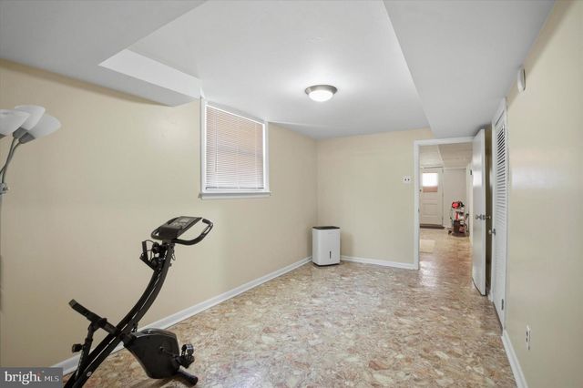 748 HILL RD, Philadelphia, PA 19128