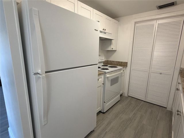 1235 S HIGHLAND AVENUE 1-102, Clearwater, FL 33756