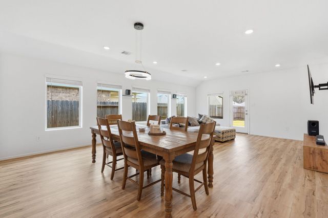 2822 Paradise Ridge Way, Conroe, TX 77301