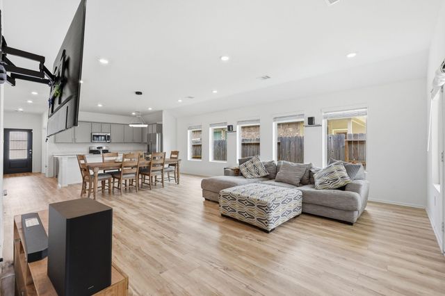 2822 Paradise Ridge Way, Conroe, TX 77301