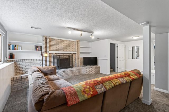 17911 Vale Street NW, Andover, MN 55304