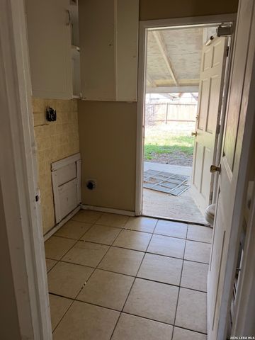 4435 Hall Park, San Antonio, TX 78218