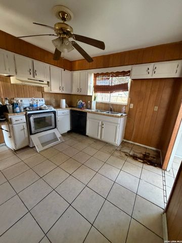 4435 Hall Park, San Antonio, TX 78218