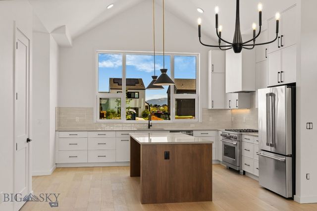 2869 S 31st Avenue, Bozeman, MT 59718