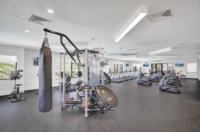 4716 NW 84th Court, Doral, FL 33166