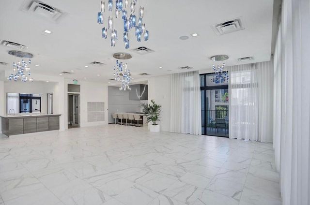 4716 NW 84th Court, Doral, FL 33166