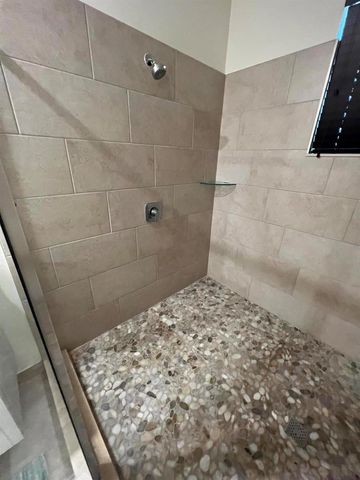 4716 NW 84th Court, Doral, FL 33166