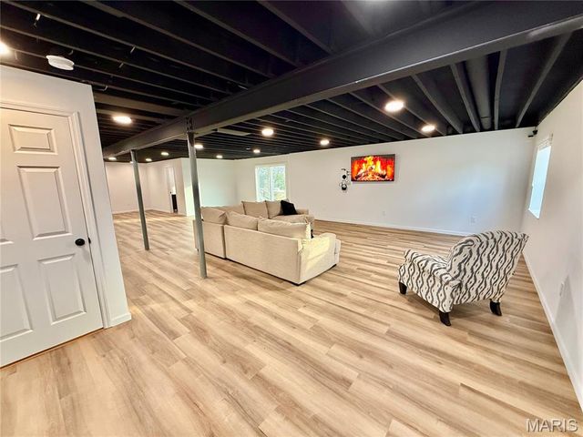 17513 Wyman Ridge Drive, Eureka, MO 63025