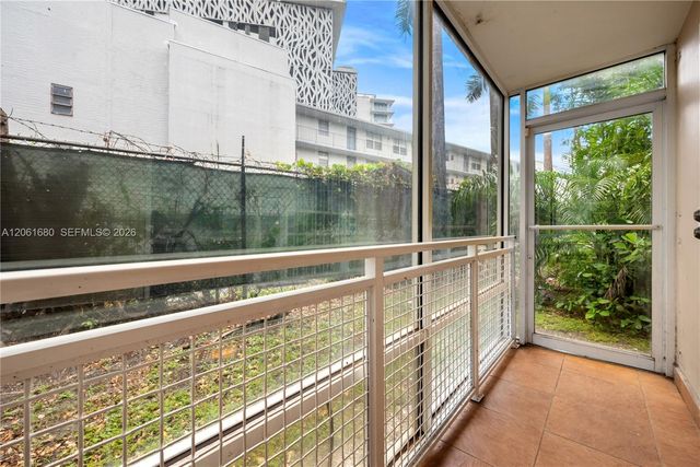 1610 NW N River Dr 110, Miami, FL 33125