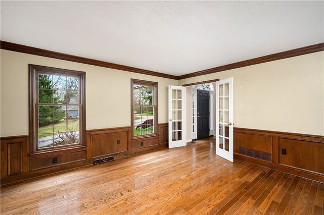 2395 Traci Dr, Franklin Park, PA 15237